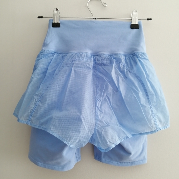 Alo Yoga Circuit Shorts in Marine Blue Loose Shorts Over Biker XXS - Picture 7 of 16